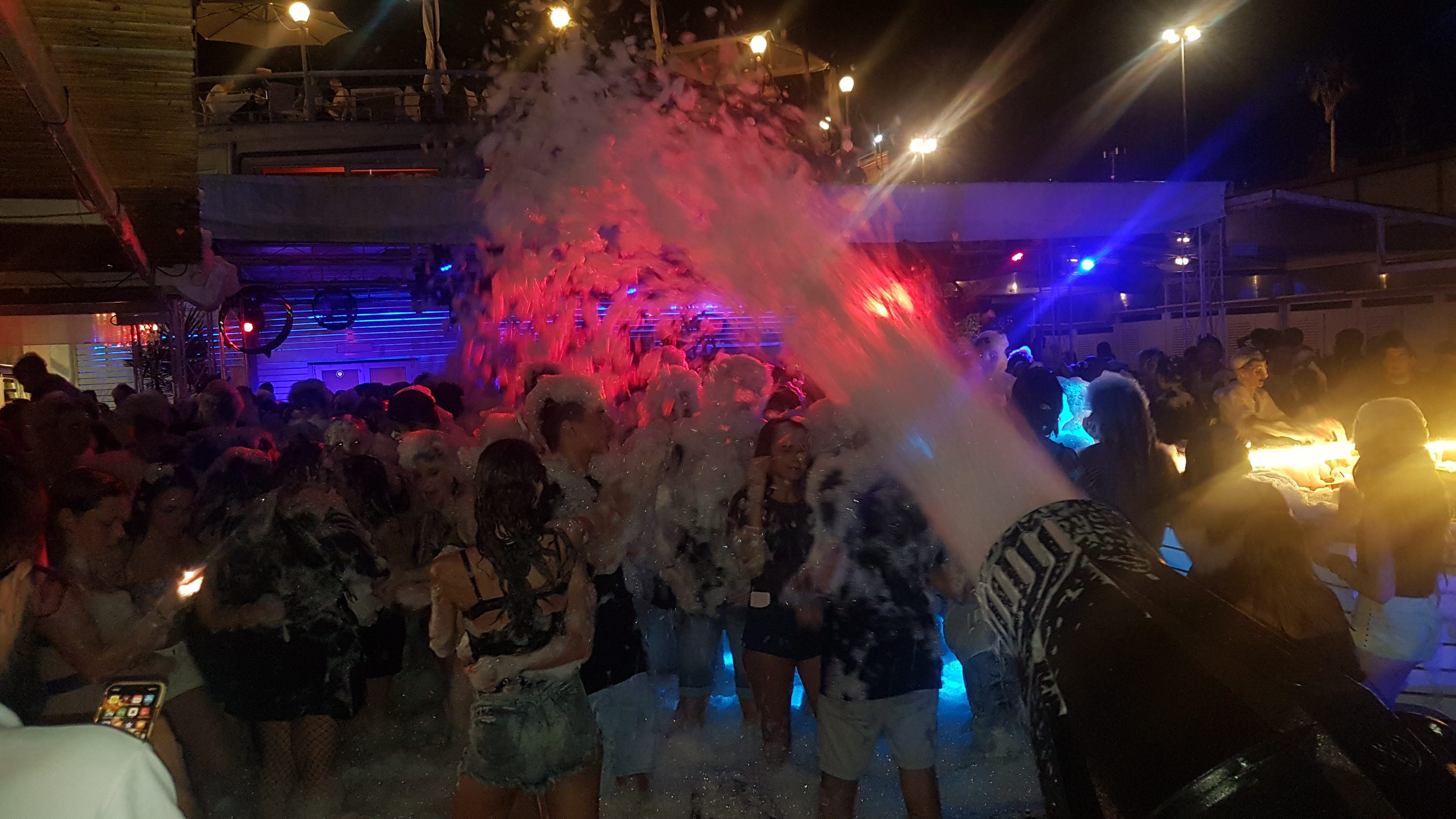 schiuma party italiaESTORIL @ GENOVA GE 1 LUGLIO 201920190701 234005
