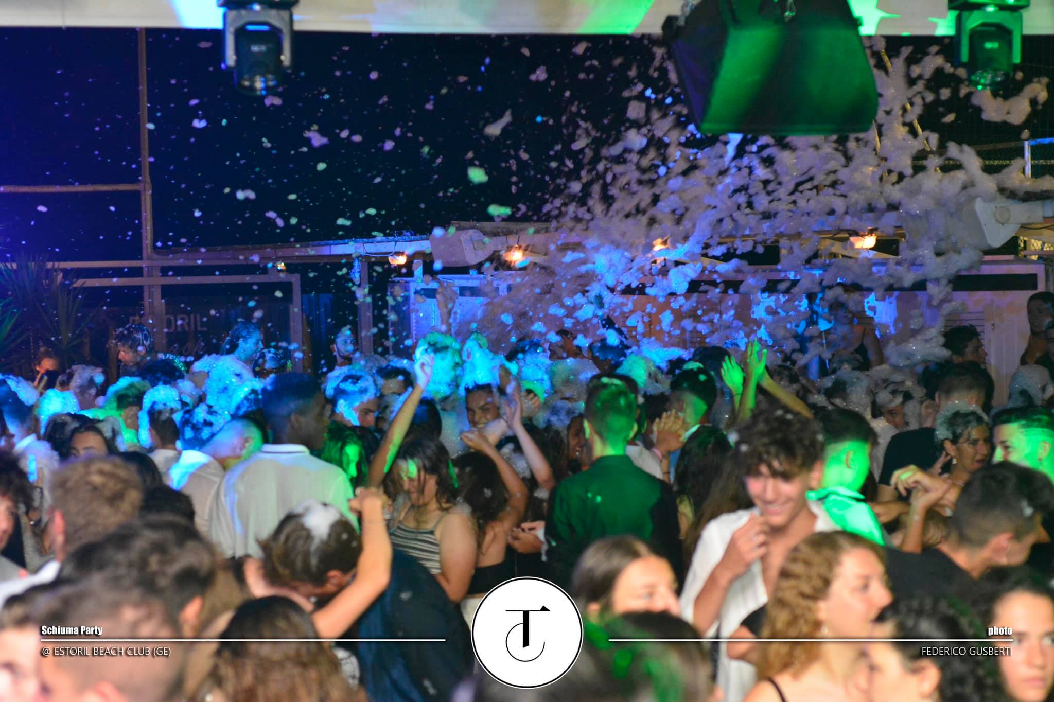 schiuma party italiaESTORIL @ GENOVA GE 1 LUGLIO 201966434412 2806229426057853 7847513481585623040 o