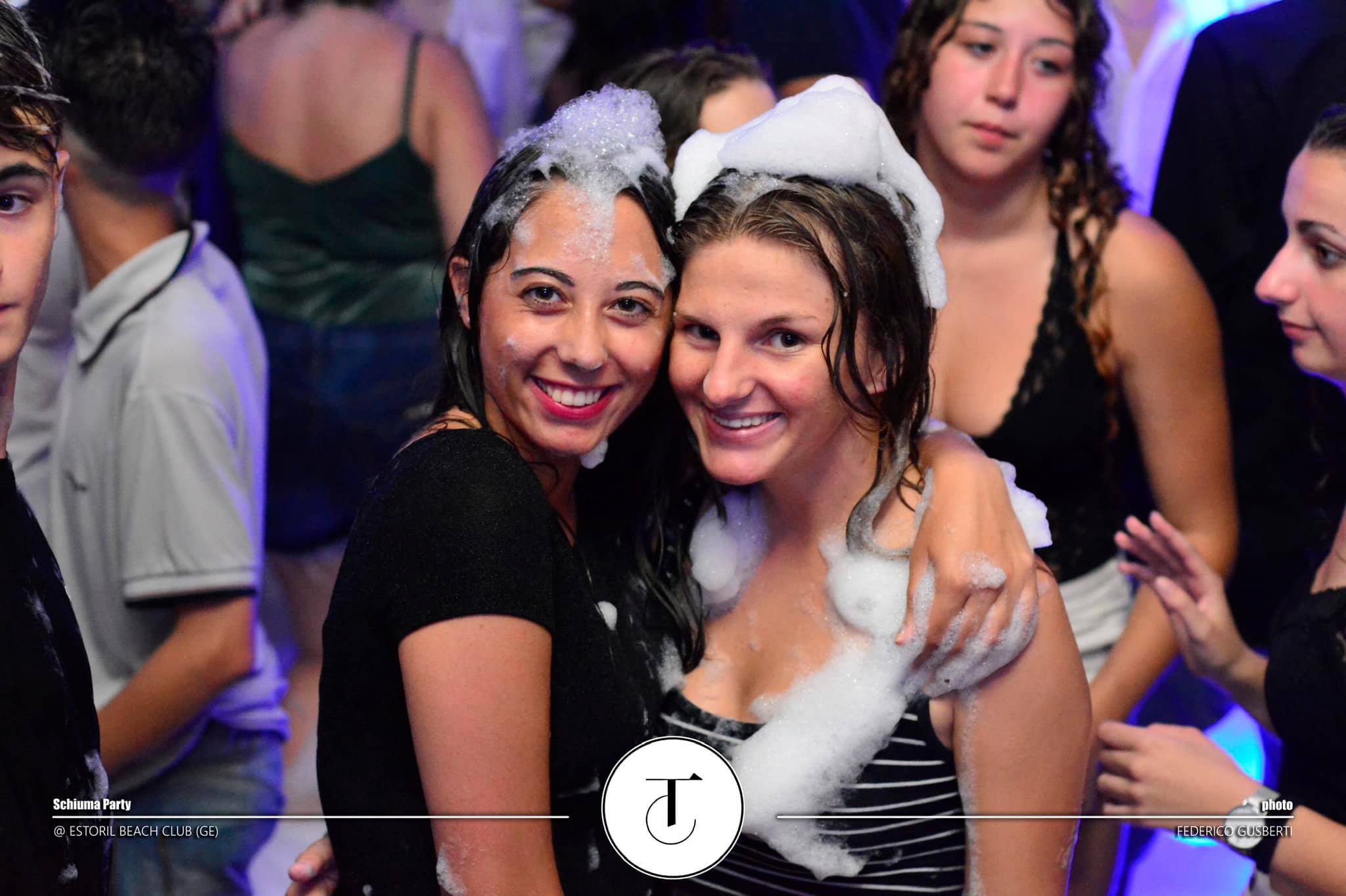 schiuma party italiaESTORIL @ GENOVA GE 1 LUGLIO 201966508702 2806226982724764 5115179004403384320 o